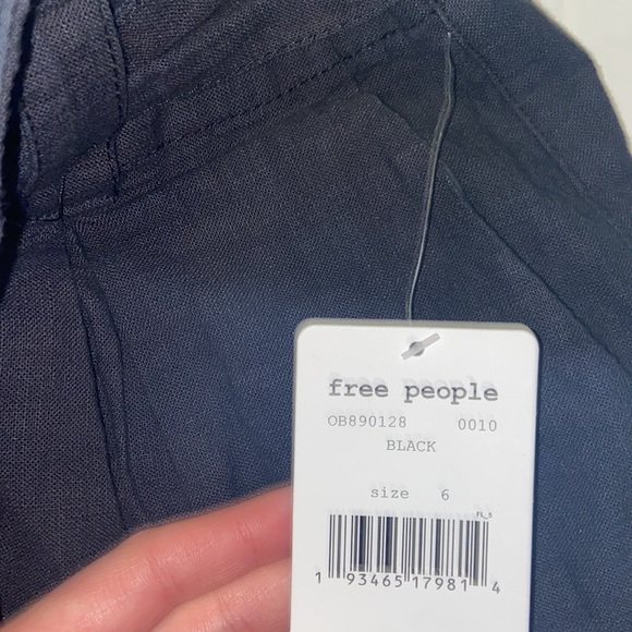 Free People | Tie Front Black Paperbag Shorts - Picture 4 of 6